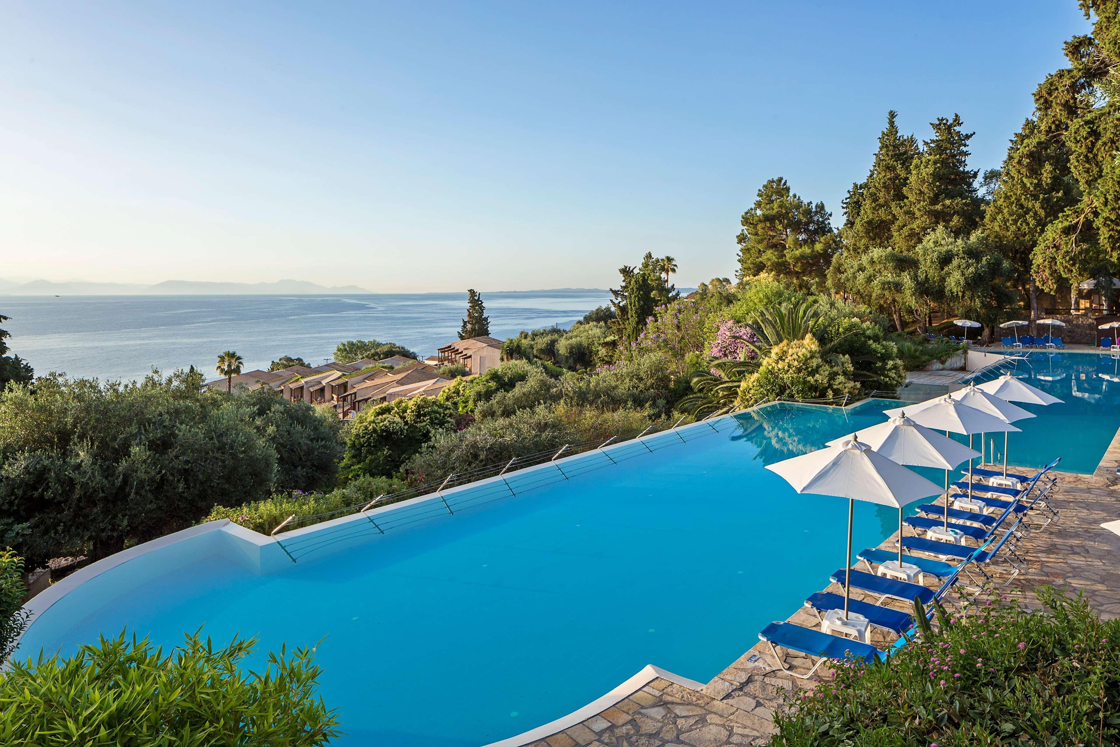 Aeolos Beach Resort Gastouri  Exteriör bild