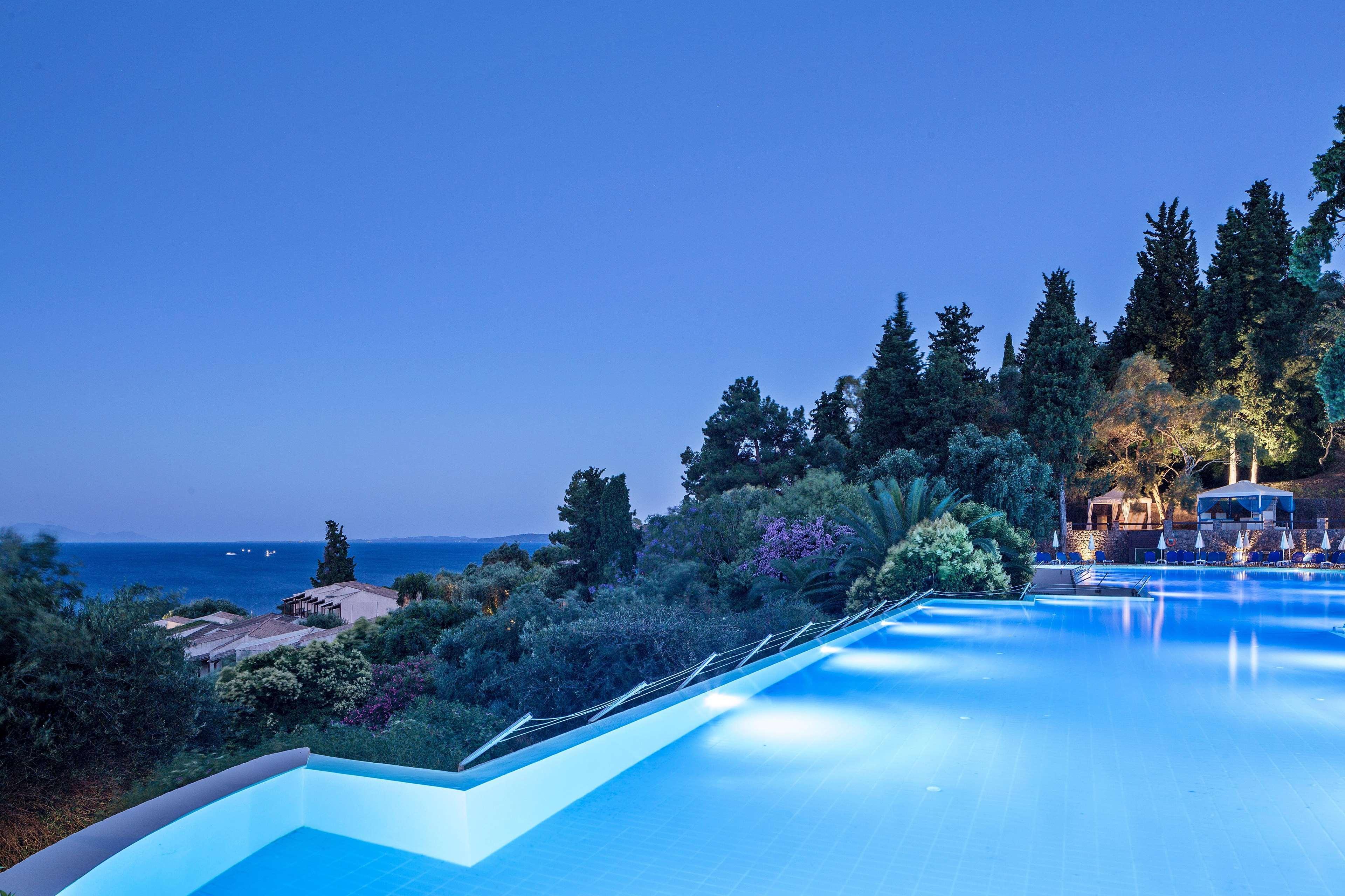 Aeolos Beach Resort Gastouri  Exteriör bild