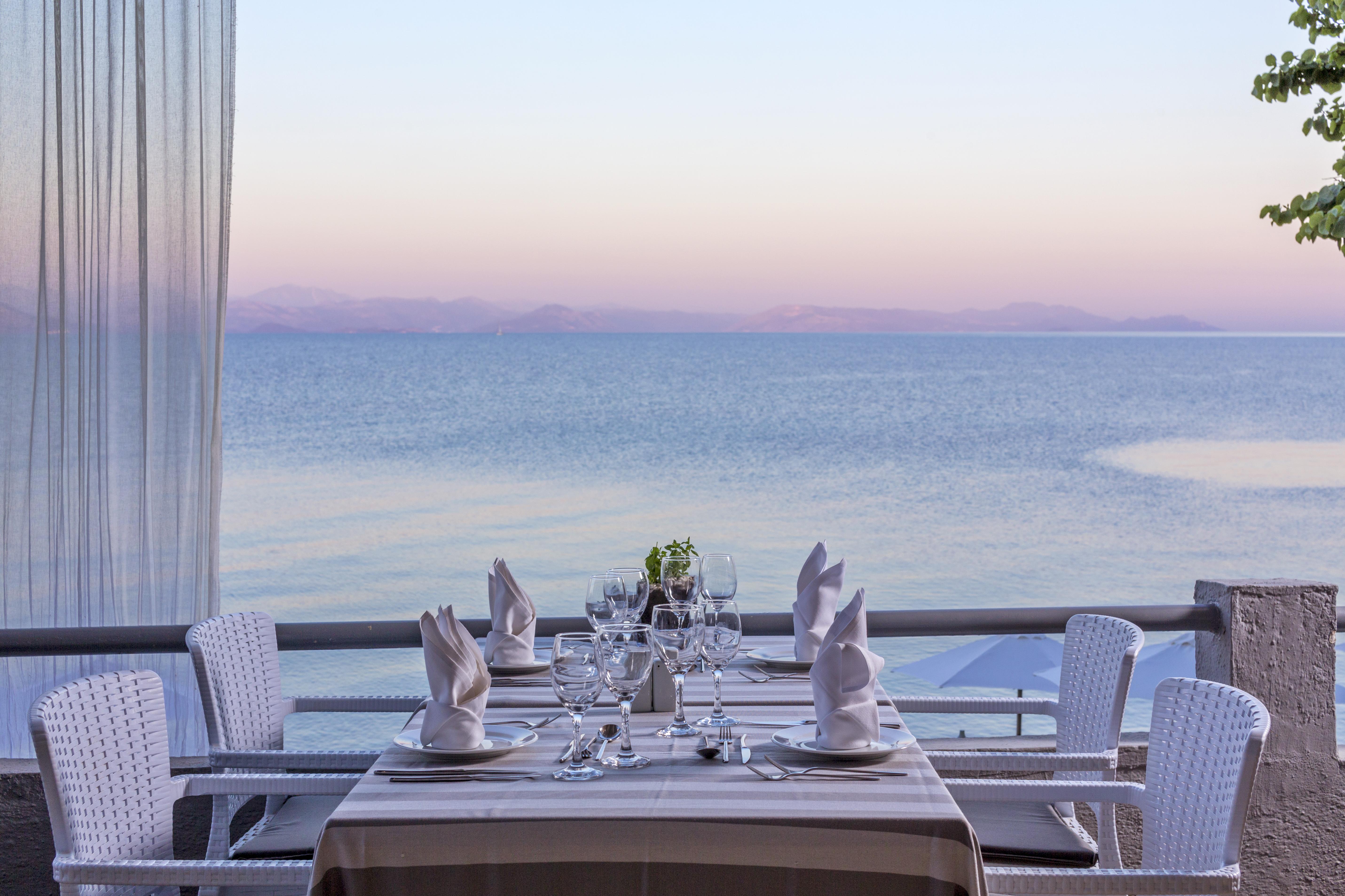 Aeolos Beach Resort Gastouri  Exteriör bild