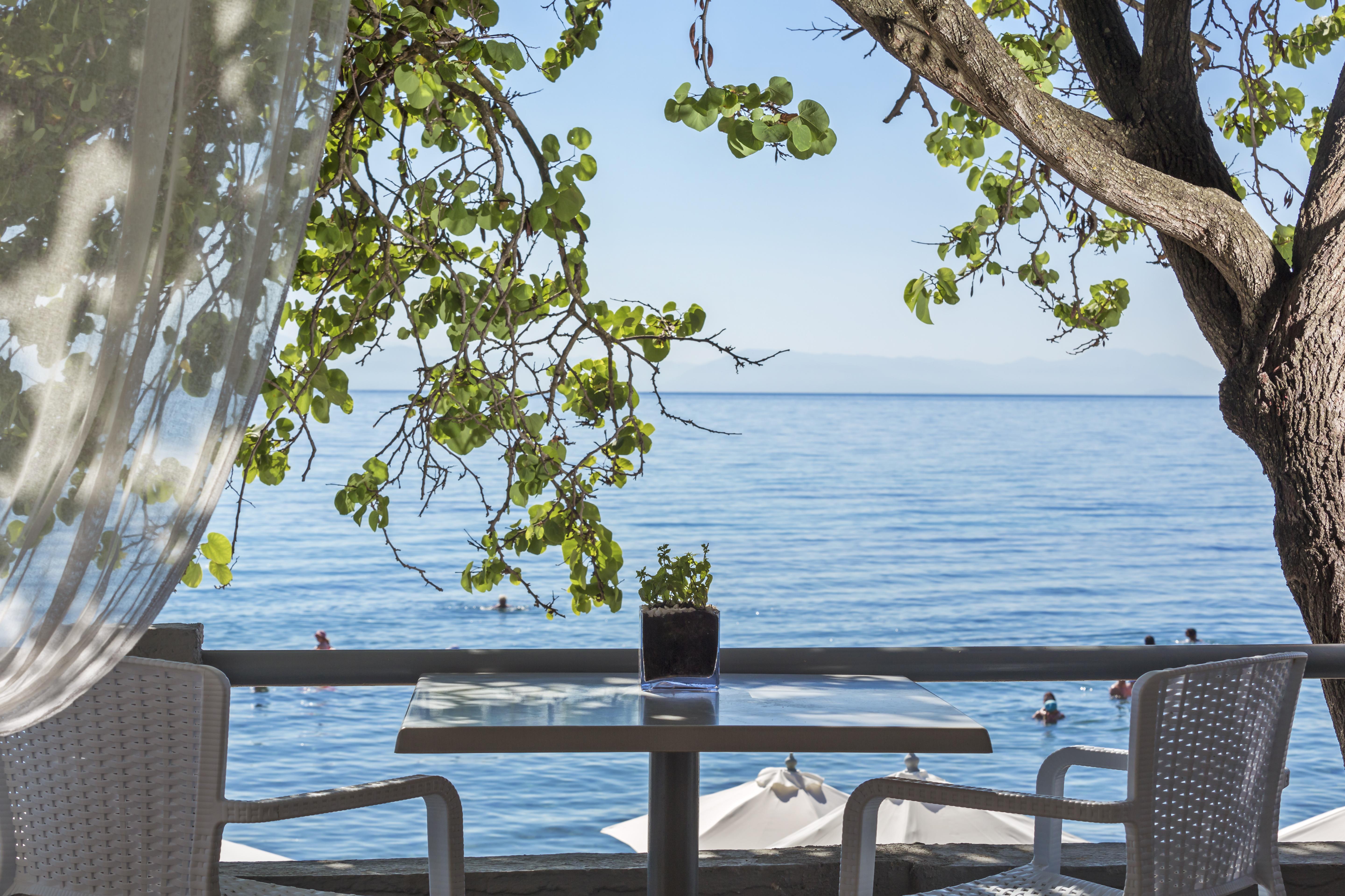 Aeolos Beach Resort Gastouri  Exteriör bild